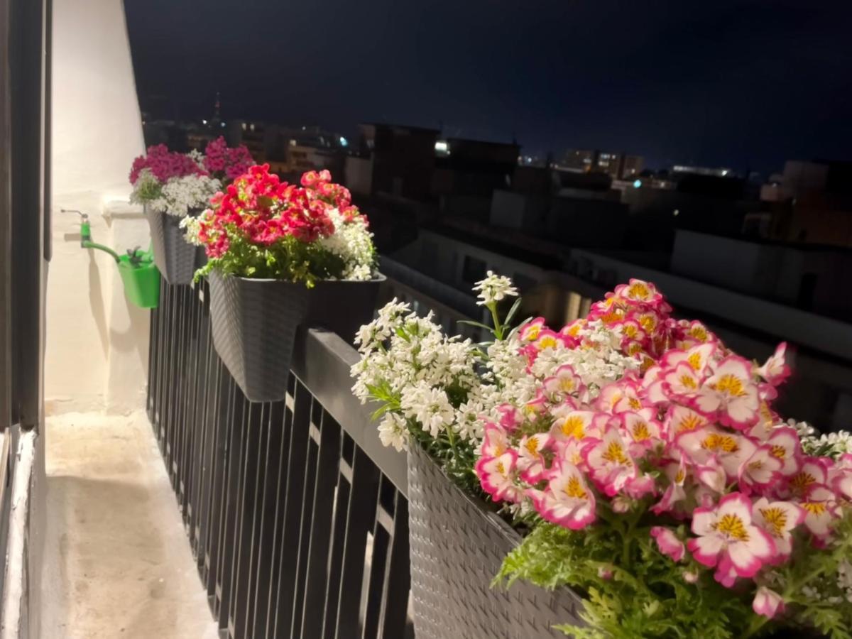 Mikka Studios: Luxury Apartment Барі Екстер'єр фото